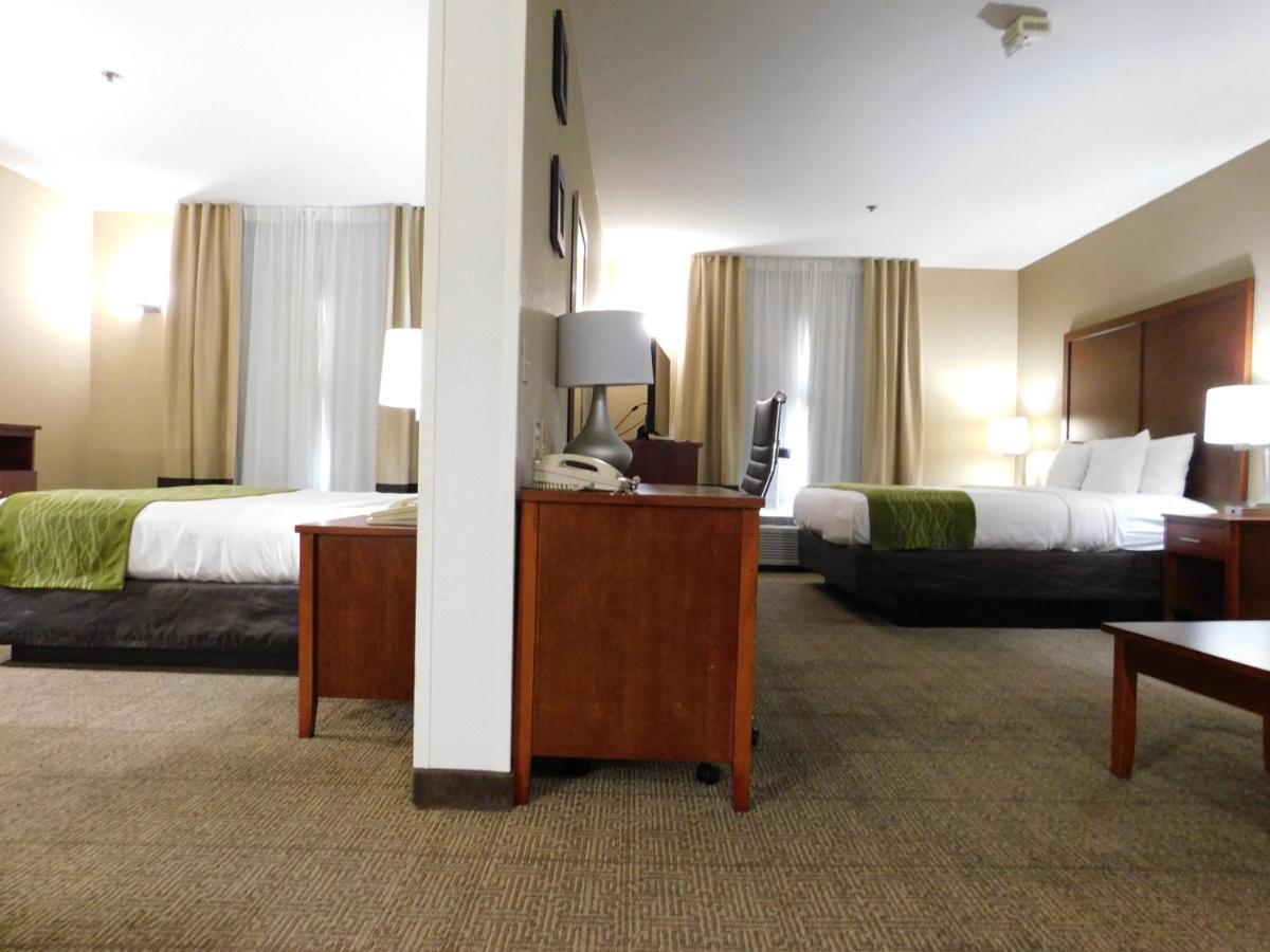 Comfort Inn & Suites Sacramento - University Area Eksteriør bilde