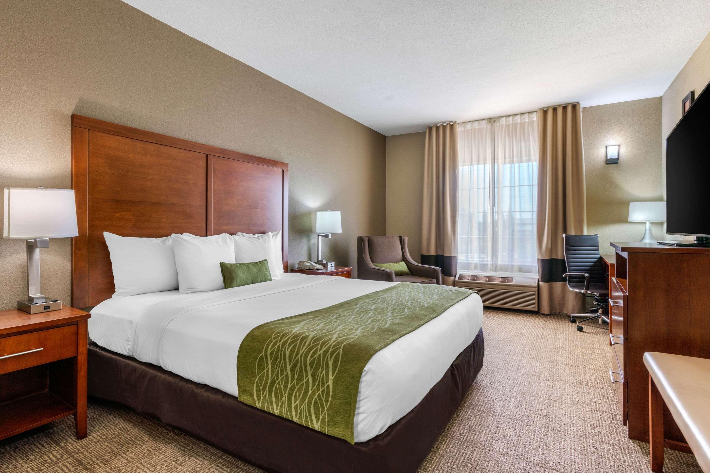 Comfort Inn & Suites Sacramento - University Area Eksteriør bilde