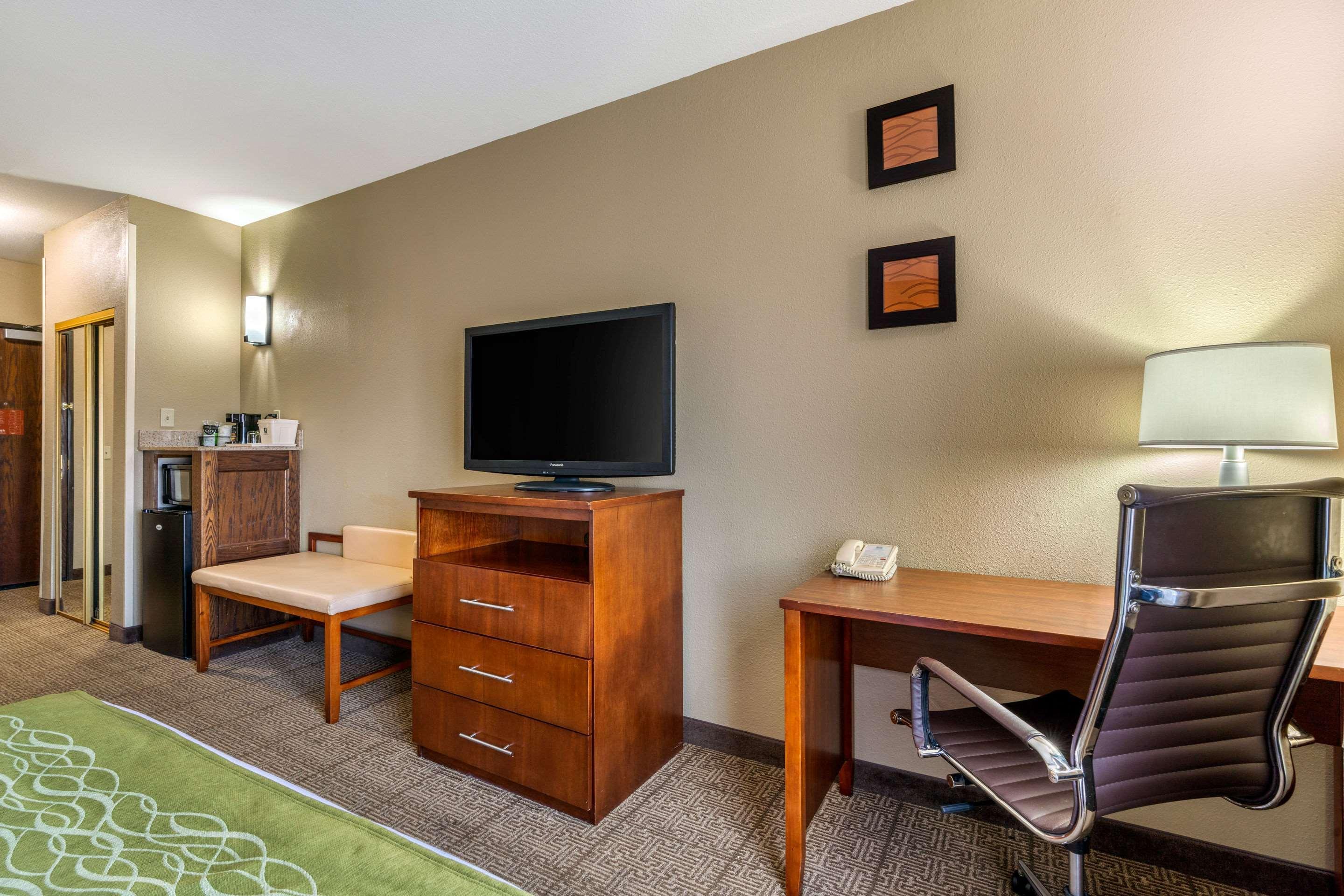 Comfort Inn & Suites Sacramento - University Area Eksteriør bilde