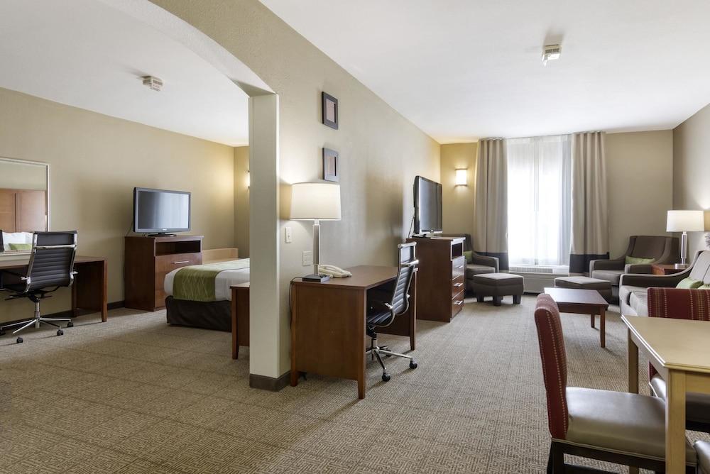 Comfort Inn & Suites Sacramento - University Area Eksteriør bilde