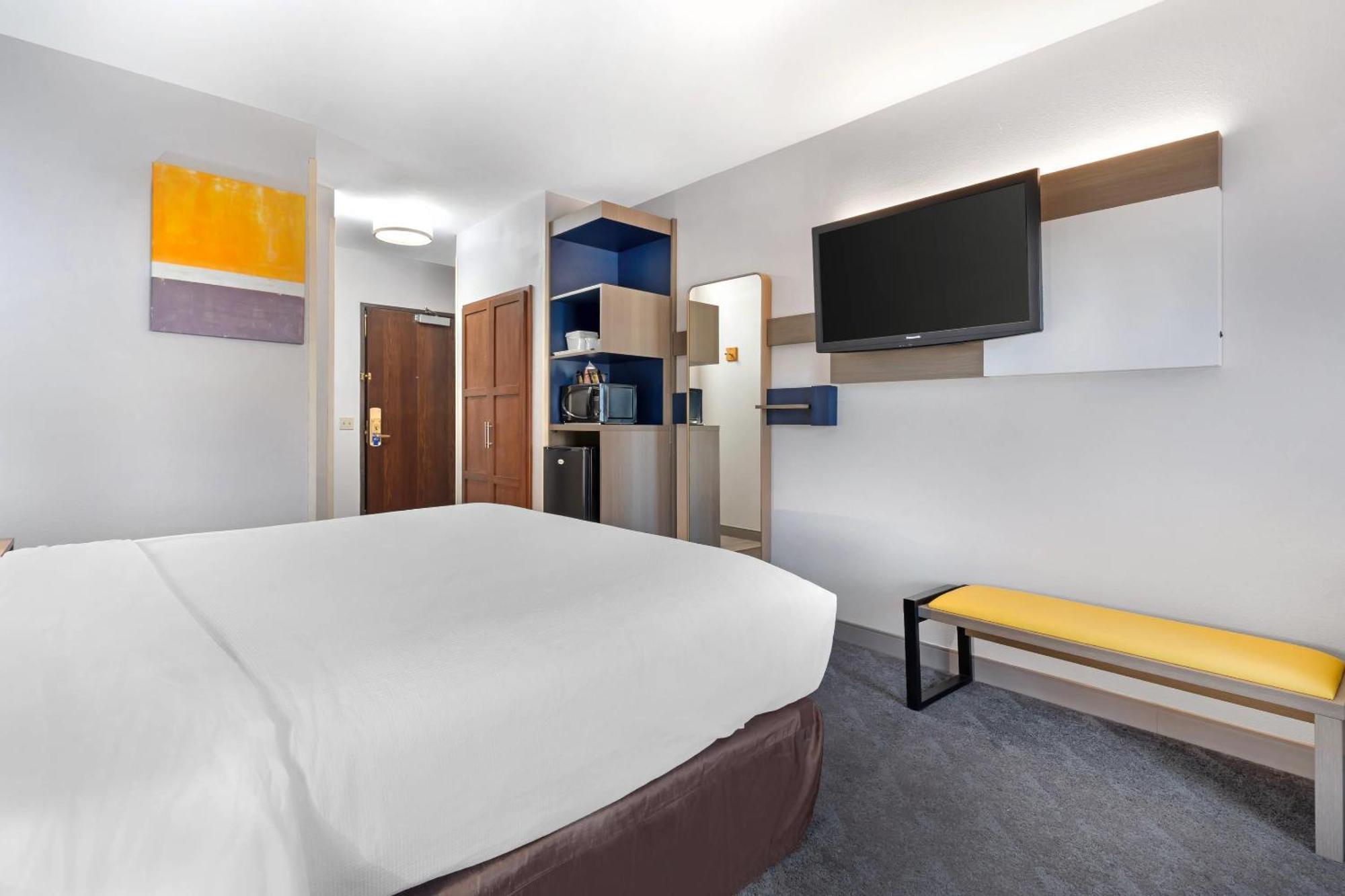 Comfort Inn & Suites Sacramento - University Area Eksteriør bilde