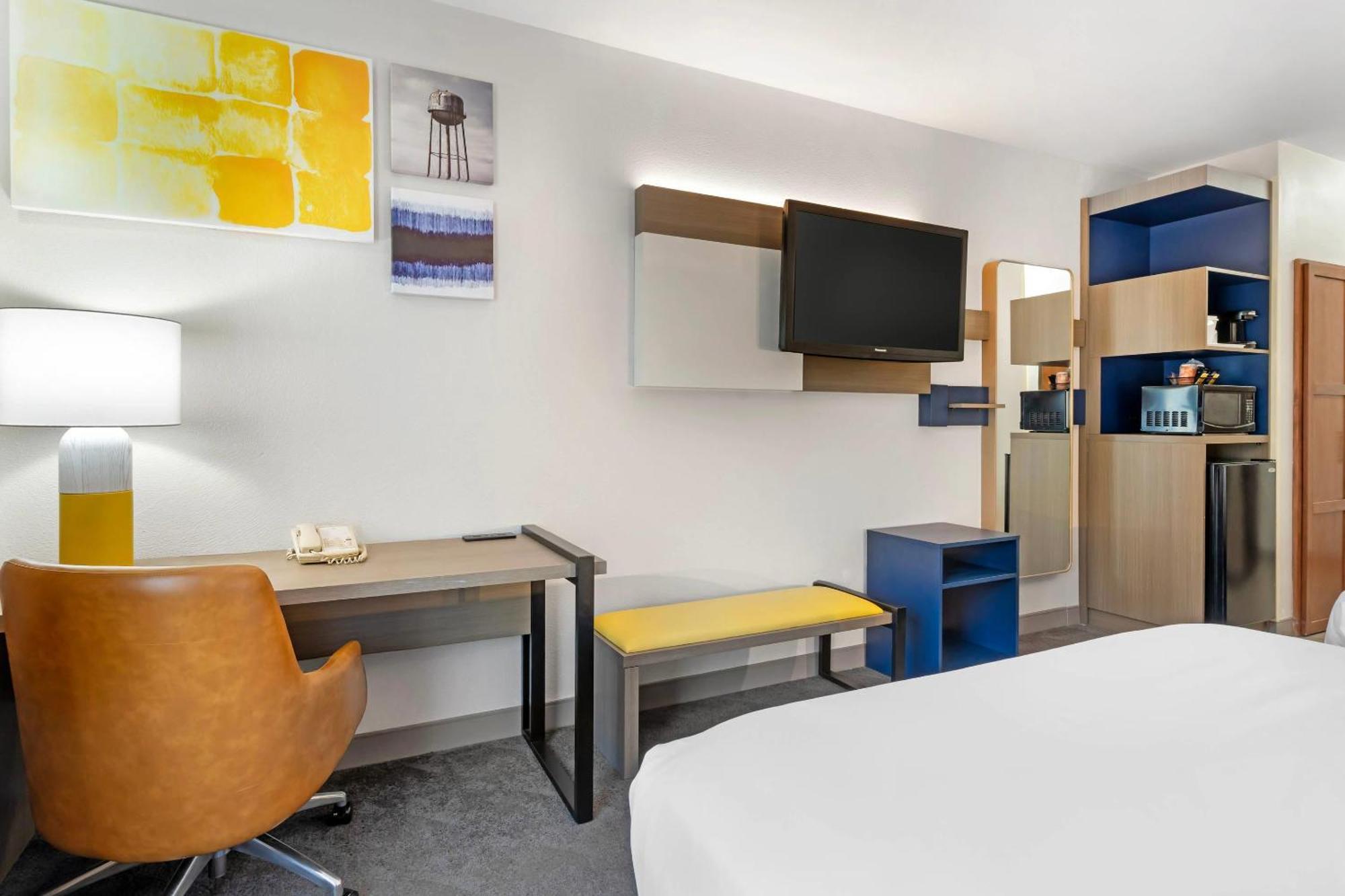 Comfort Inn & Suites Sacramento - University Area Eksteriør bilde