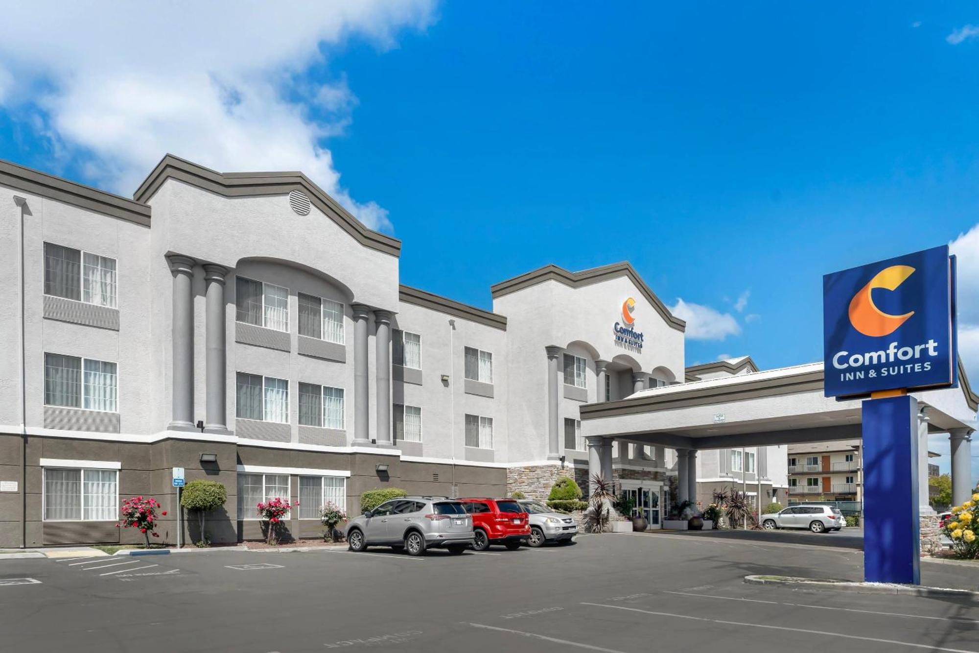 Comfort Inn & Suites Sacramento - University Area Eksteriør bilde